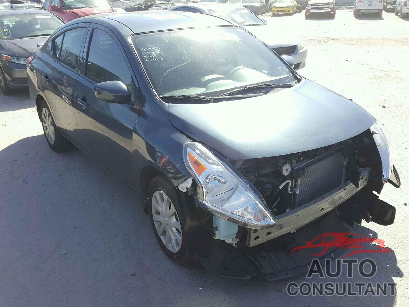 NISSAN VERSA 2017 - 3N1CN7AP4HL856101