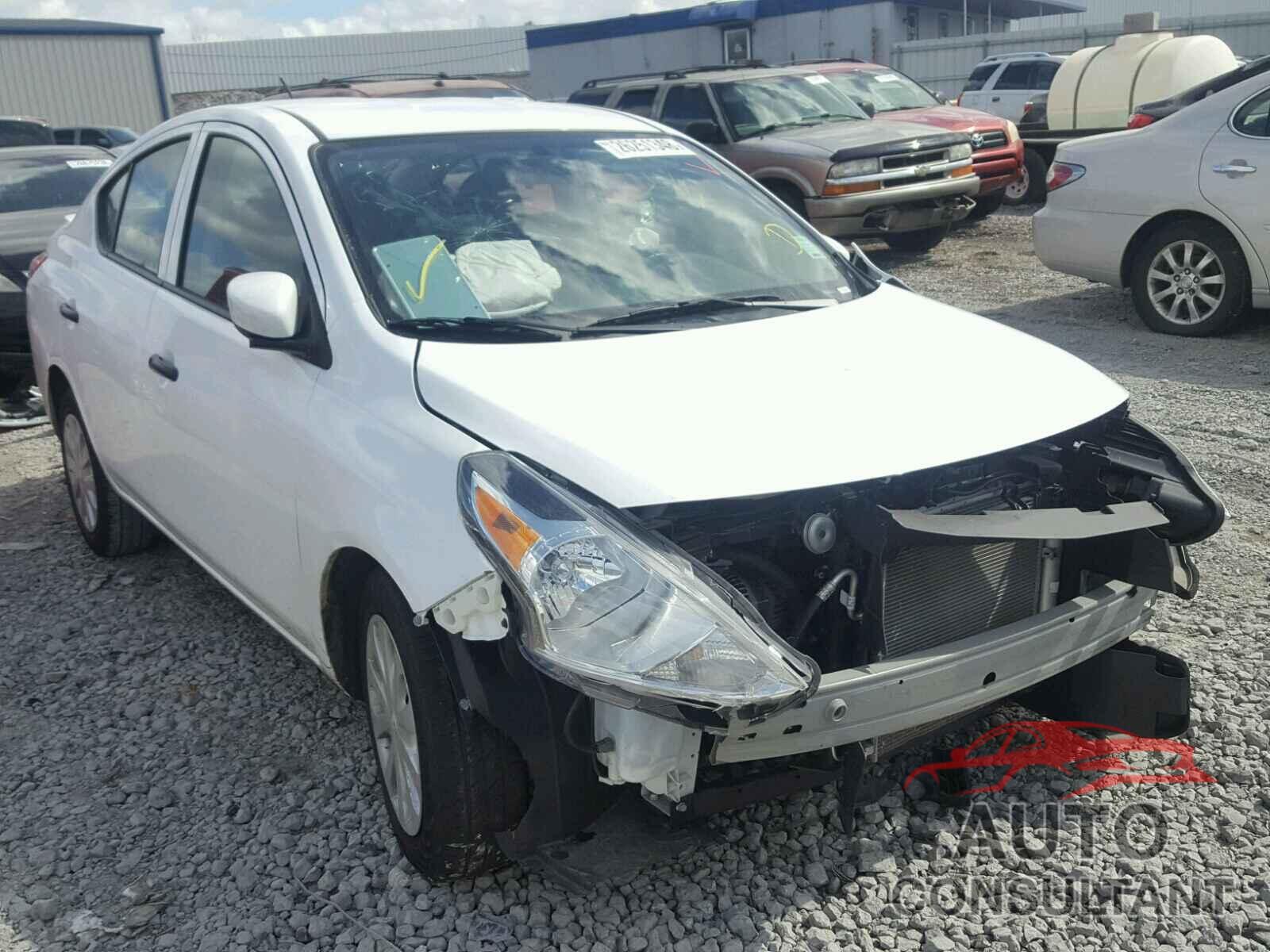 NISSAN VERSA 2017 - 3N1CN7AP6HL847772