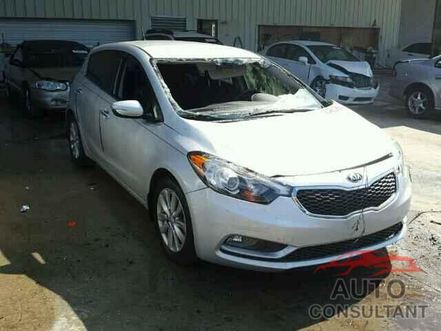 KIA FORTE 2015 - KNAFX5A88F5382908