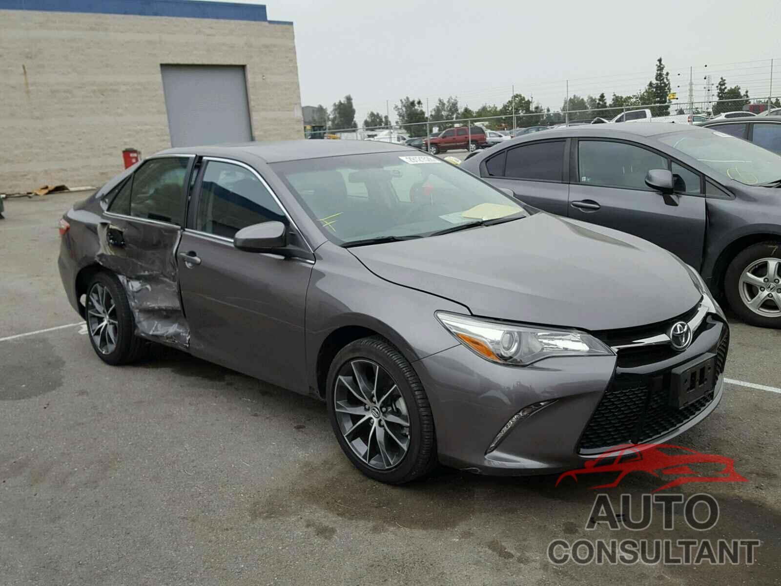 TOYOTA CAMRY 2015 - 4T1BF1FK0FU075218