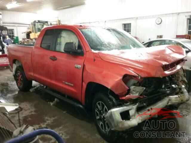 TOYOTA TUNDRA 2017 - 5TFUY5F18HX671992