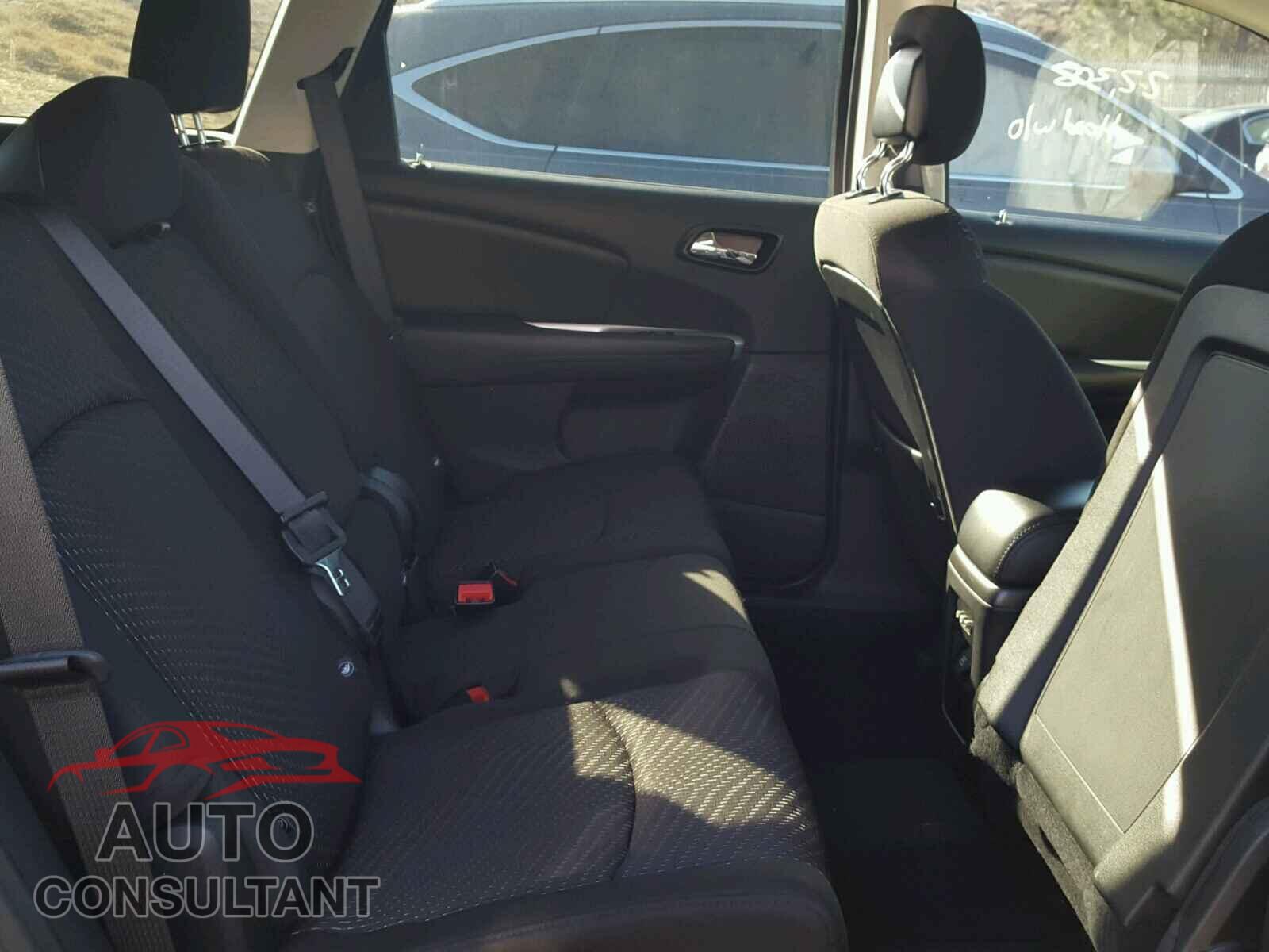 DODGE JOURNEY 2015 - 3C4PDCBB4FT556827