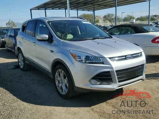 FORD ESCAPE 2016 - 1FMCU0J9XGUC80460