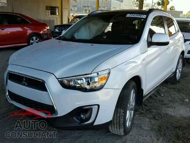 MITSUBISHI OUTLANDER 2015 - 4A4AP4AU3FE013449