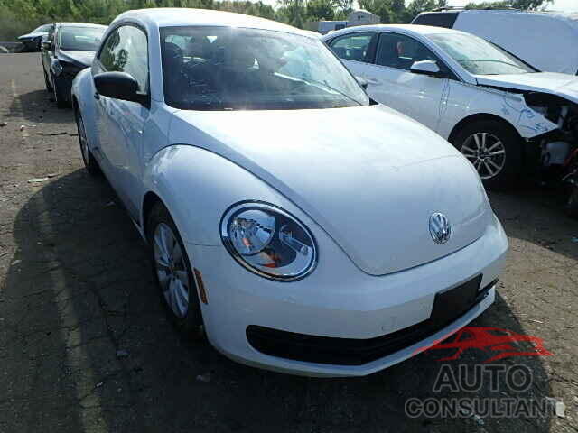 VOLKSWAGEN BEETLE 2015 - 3VWF17AT7FM644087