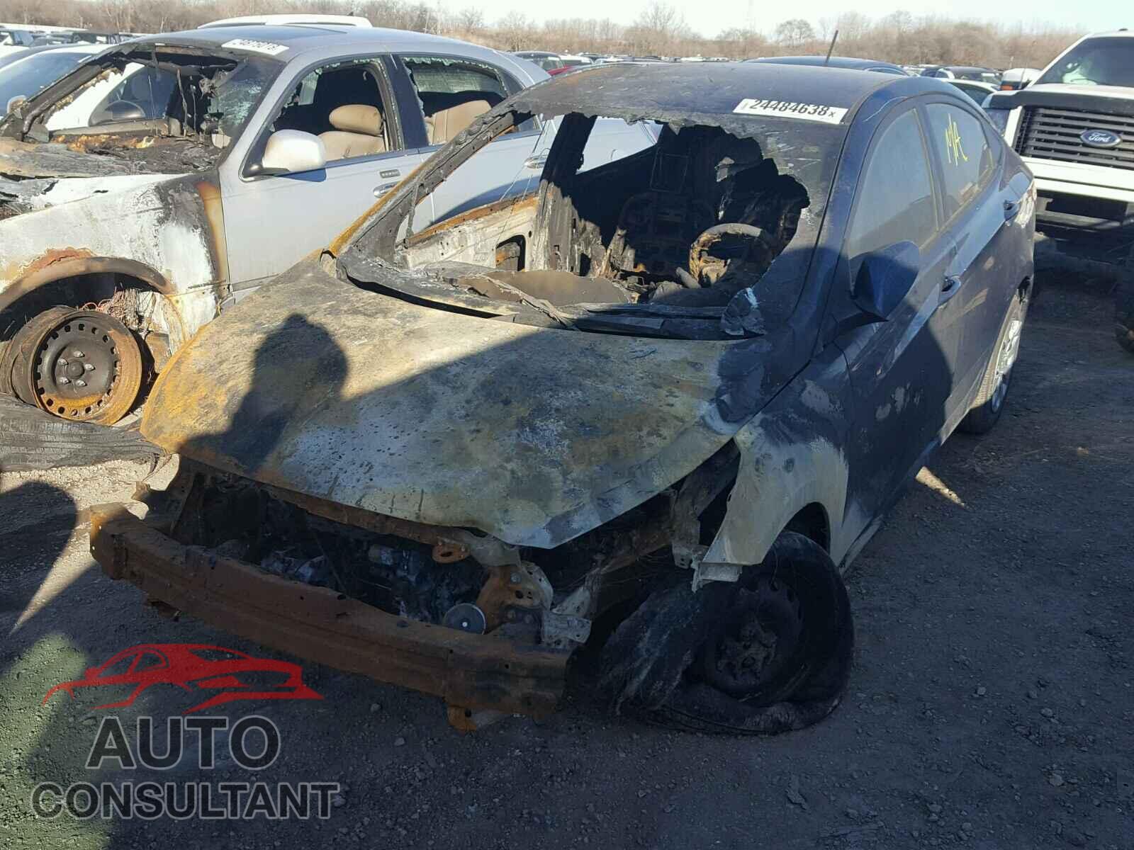 HYUNDAI ACCENT 2017 - KMHCT4AE5HU324082