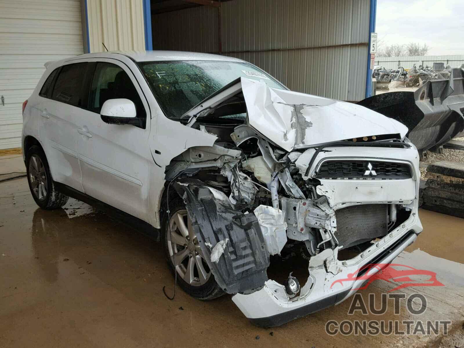MITSUBISHI OUTLANDER 2015 - 4A4AP3AU0FE020854