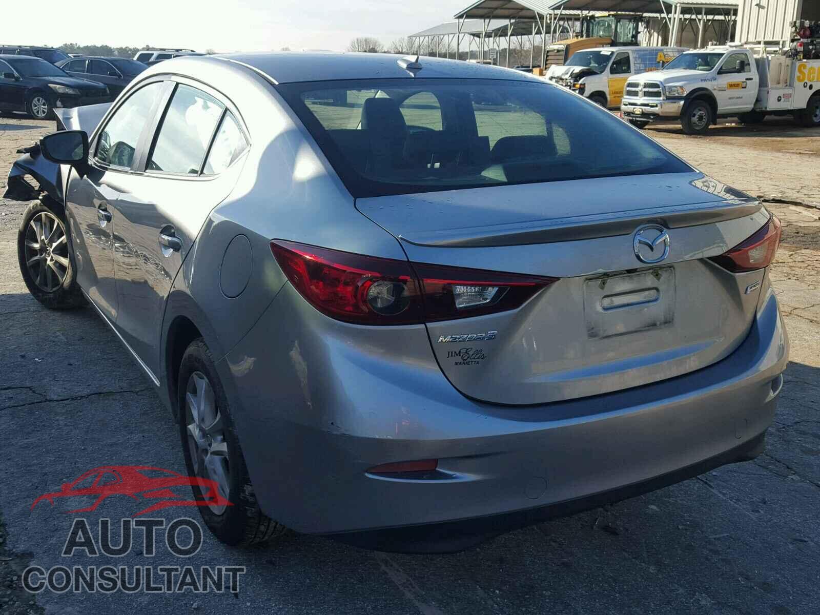 MAZDA 3 2015 - 3MZBM1W77FM182242