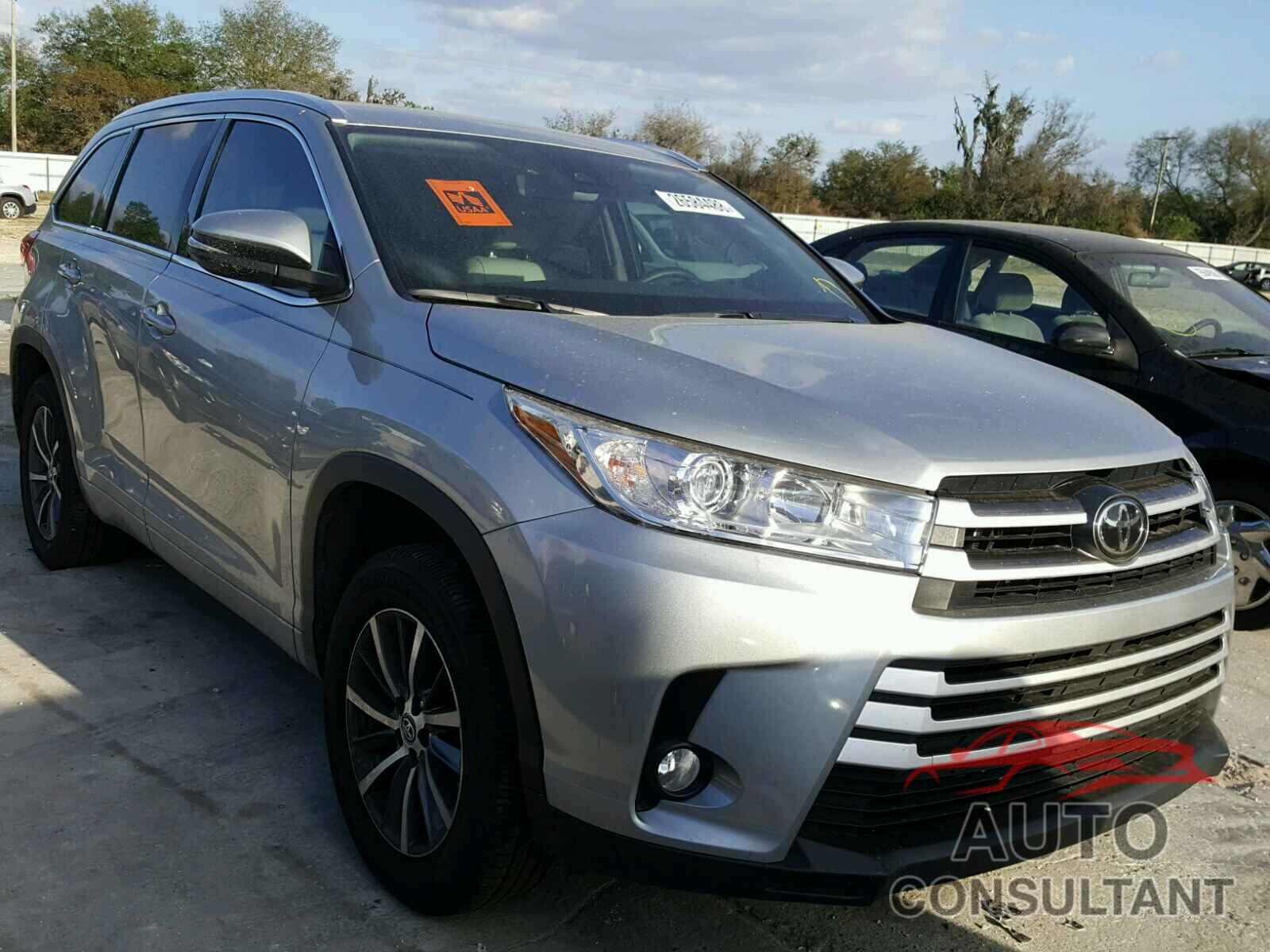 TOYOTA HIGHLANDER 2017 - 5TDKZRFH3HS215669