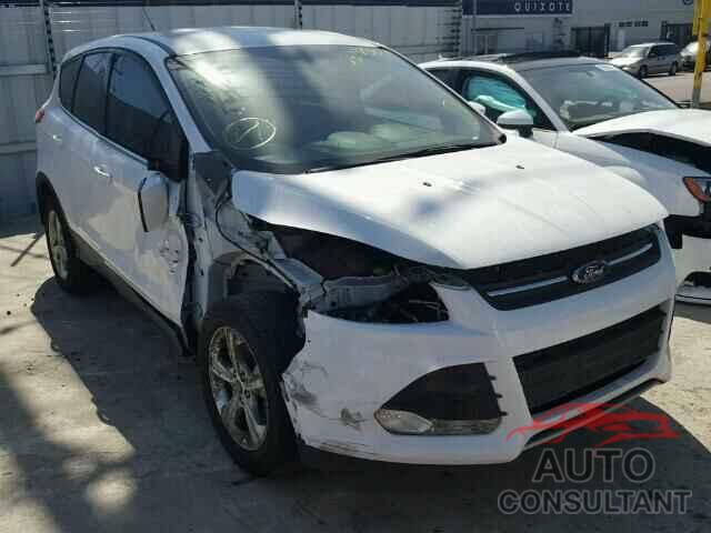 FORD ESCAPE 2015 - 1FMCU0G70FUA79137