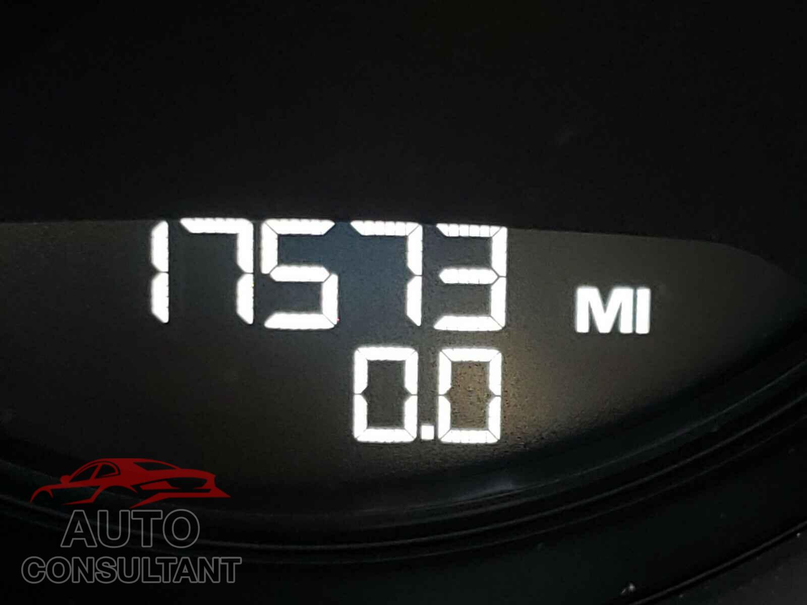 PORSCHE MACAN 2019 - WP1AA2A55KLB09271