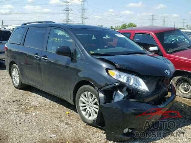 TOYOTA SIENNA 2015 - 5TDYK3DC8FS605702