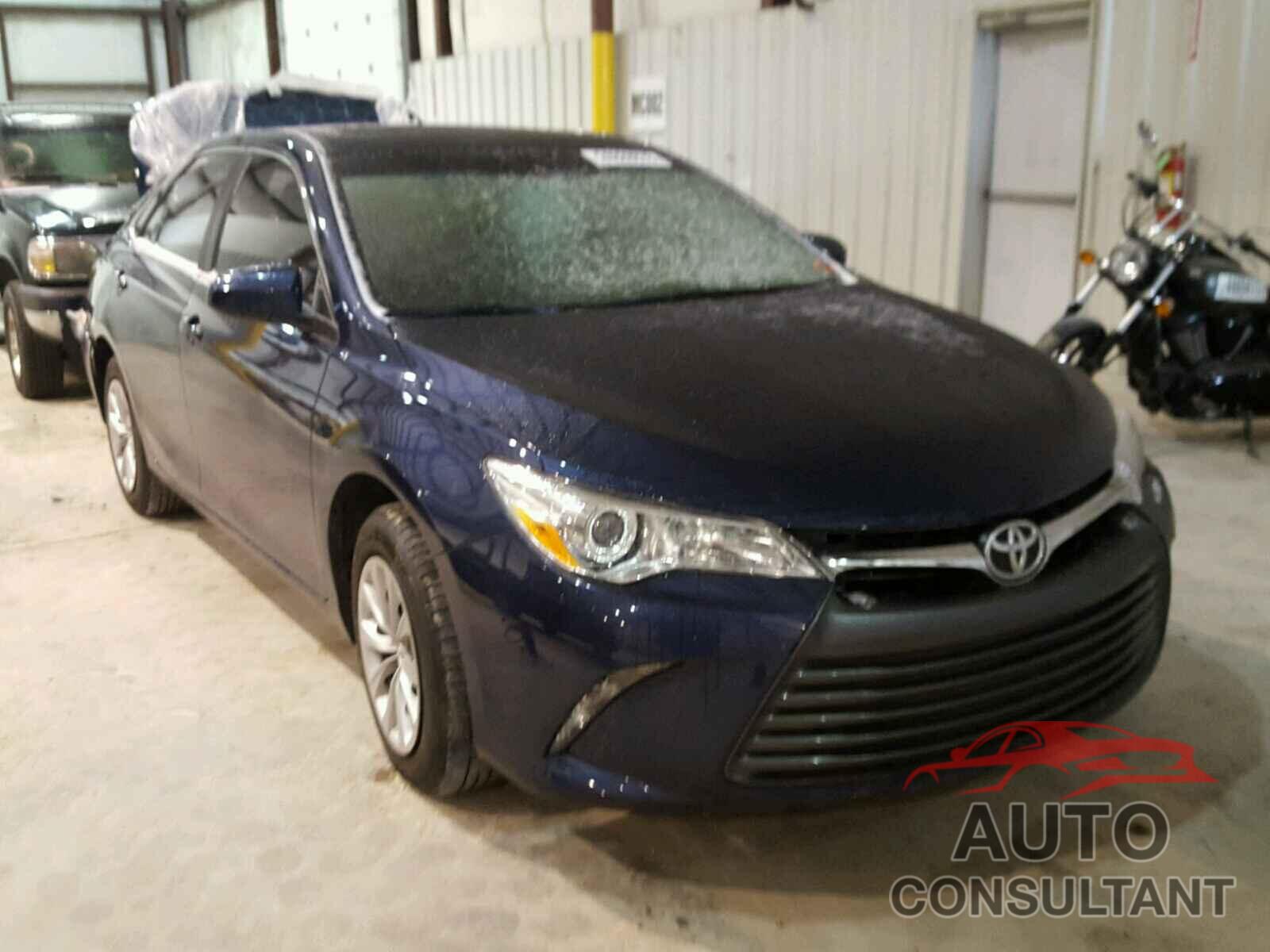 TOYOTA CAMRY 2015 - 4T4BF1FK5FR467343