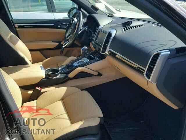 PORSCHE CAYENNE 2016 - WP1AA2A21GKA12460
