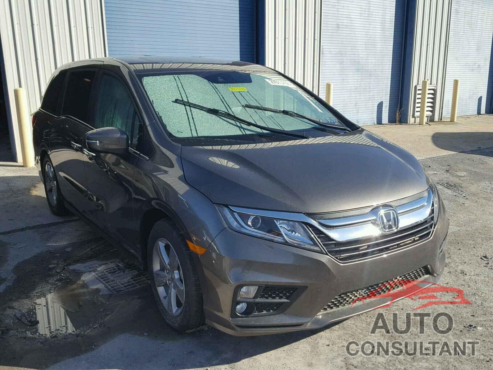 HONDA ODYSSEY 2018 - 5FNRL6H79JB036906