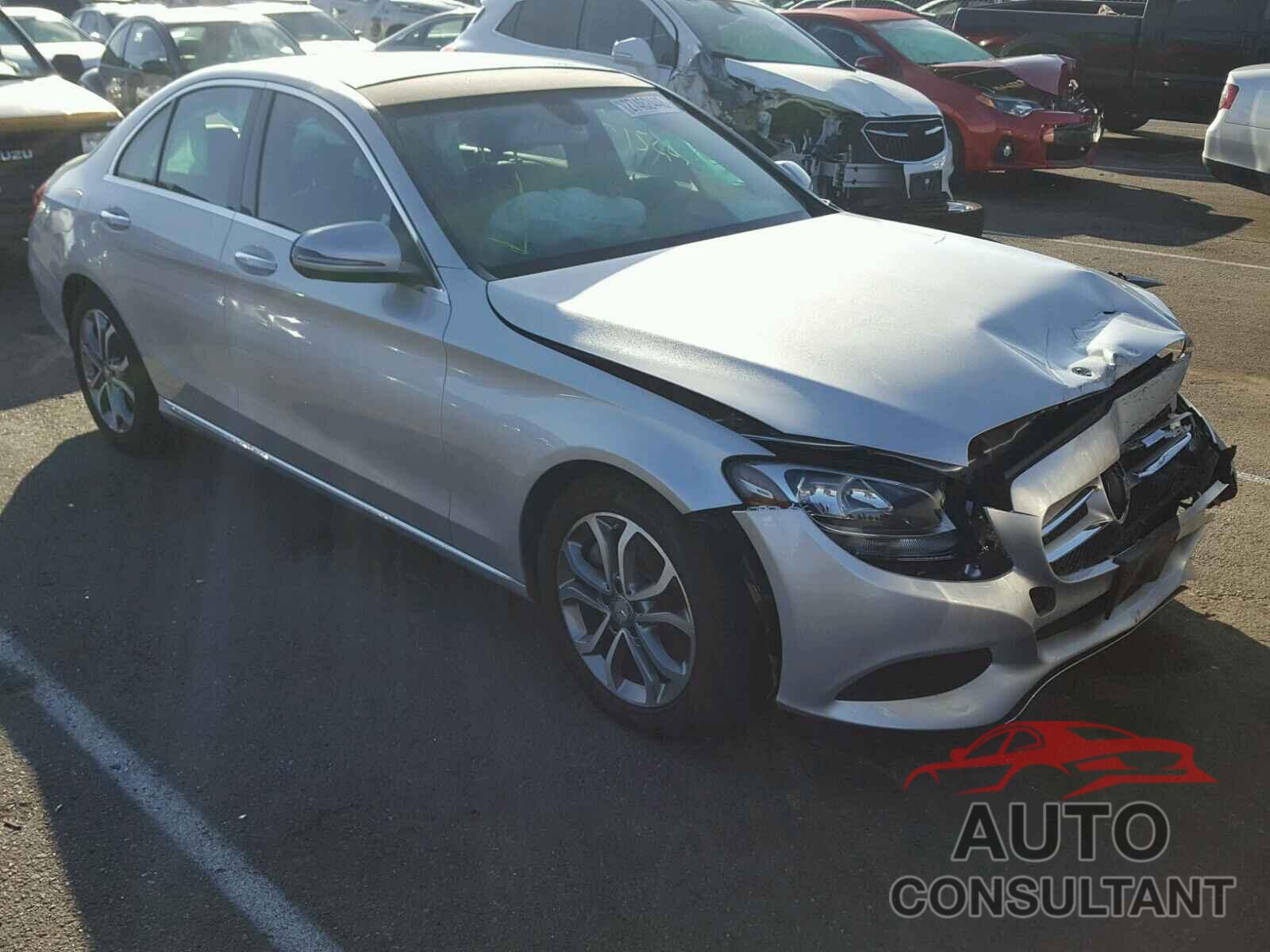 MERCEDES-BENZ C300 2016 - 55SWF4JB6GU174410