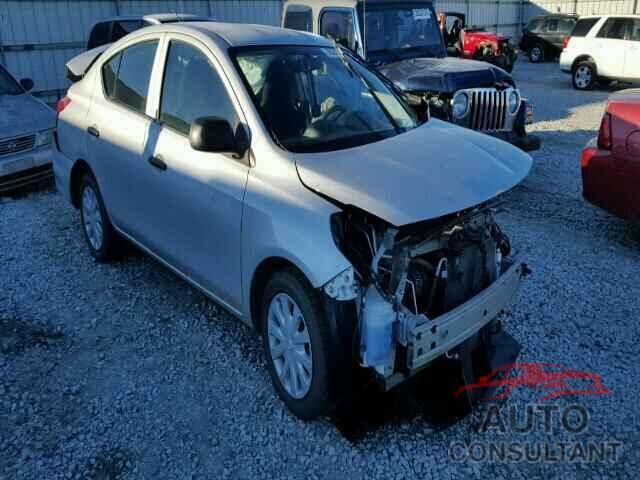 NISSAN VERSA 2015 - 3N1CN7AP6FL801730