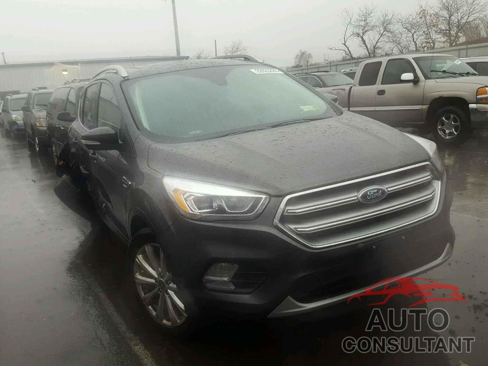 FORD ESCAPE 2017 - 1FMCU9J92HUD02764