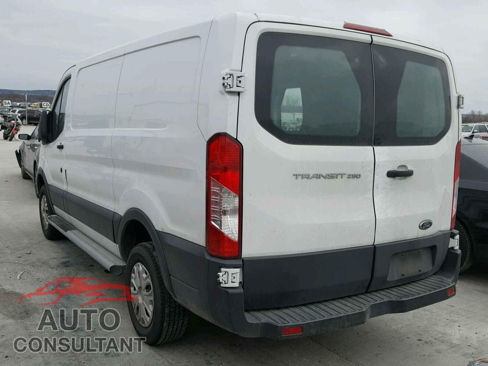 FORD TRANSIT CO 2015 - 1FTNR1ZM2FKA77019
