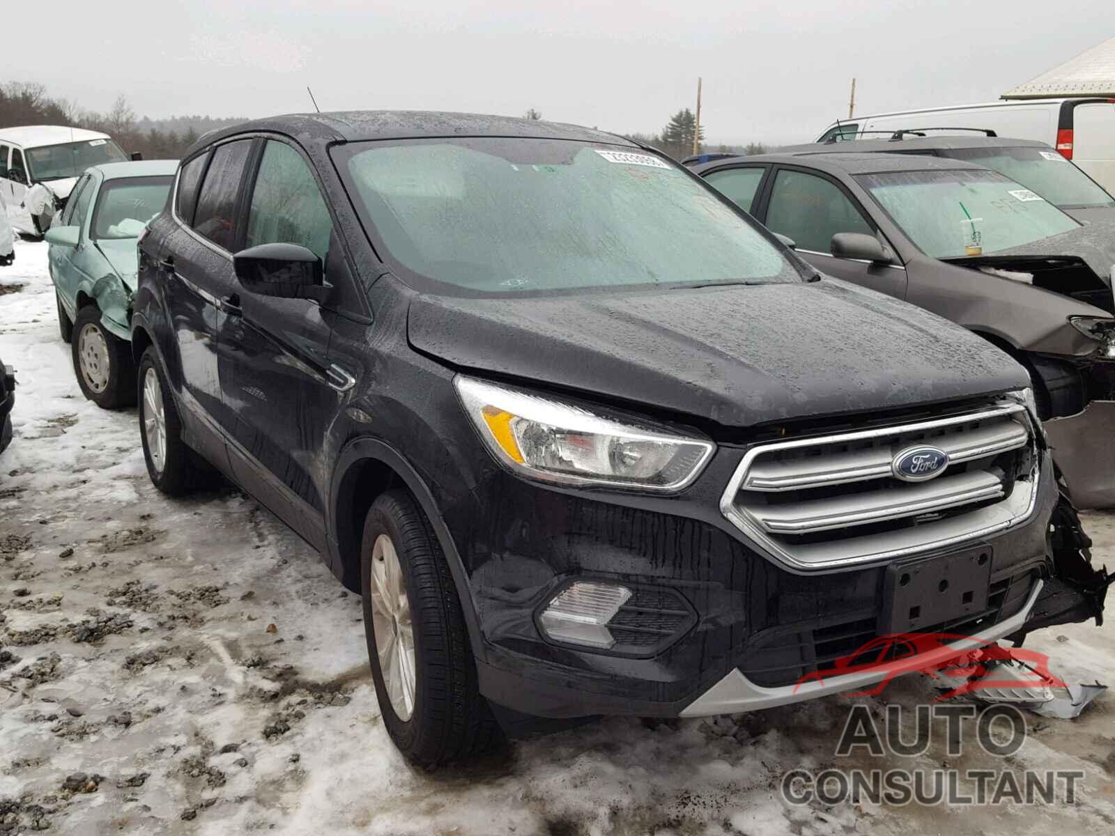 FORD ESCAPE 2017 - 1FMCU9GD5HUE81992