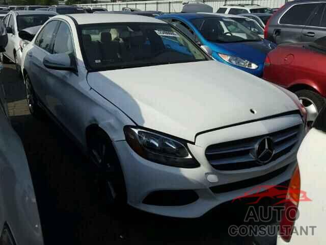 MERCEDES-BENZ C300 2015 - 55SWF4KB3FU035977