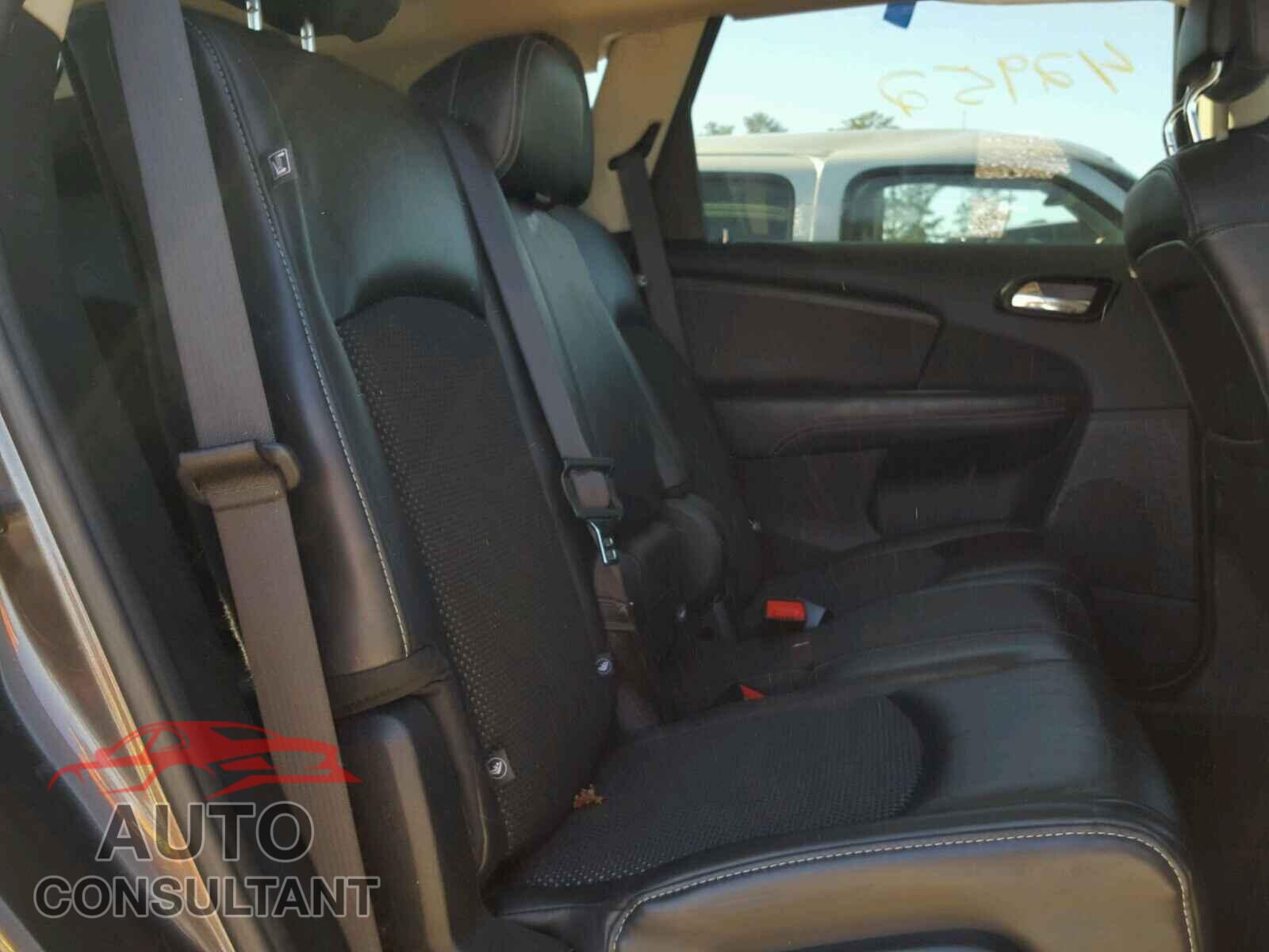 DODGE JOURNEY 2015 - 3C4PDCGB3FT723140