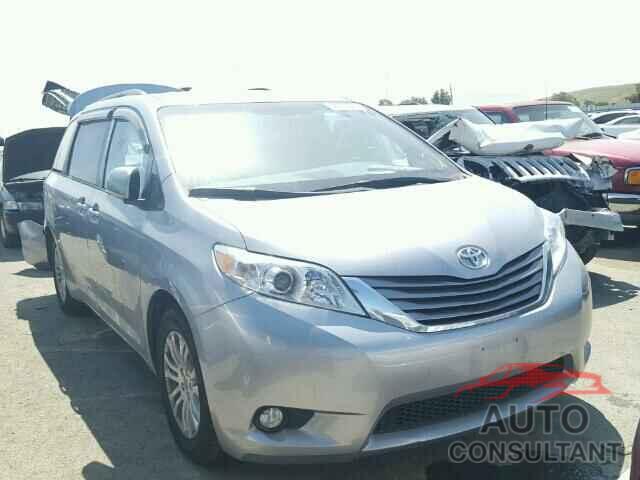 TOYOTA SIENNA 2015 - 5TDYK3DC4FS594598