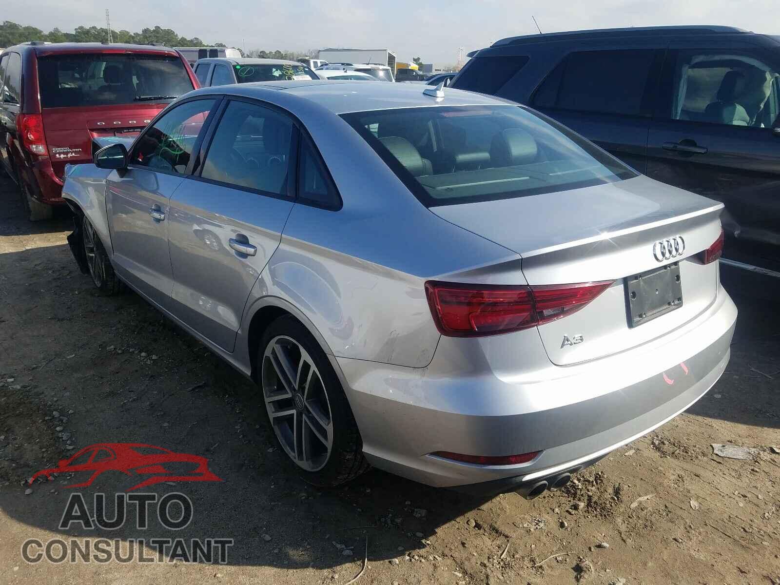 AUDI A3 2017 - WAUAUGFF8H1030637