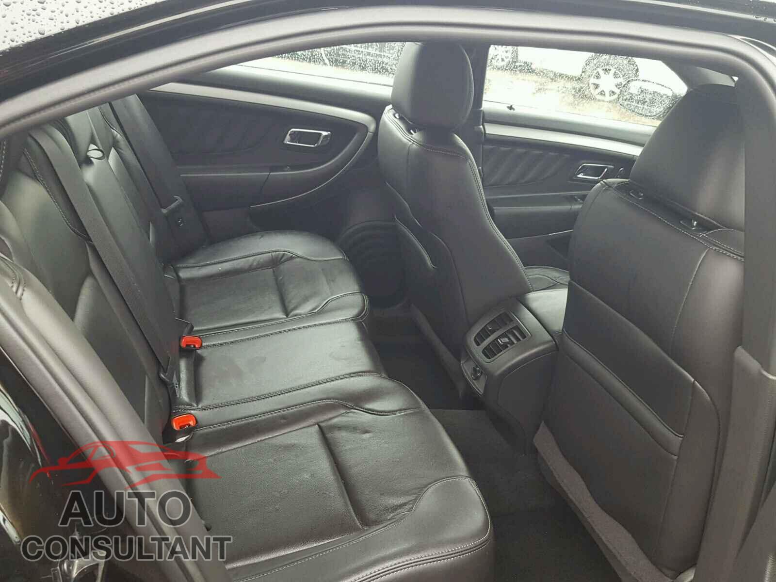 FORD TAURUS 2017 - 1FAHP2E88HG127516