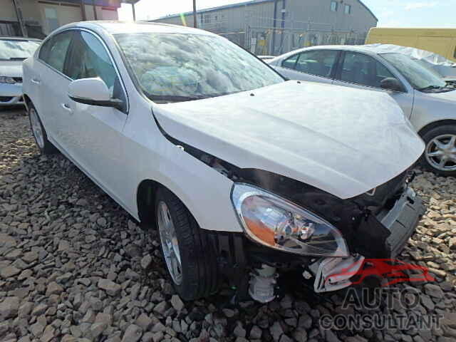 VOLVO S60 2013 - YV1612FH5D2184176