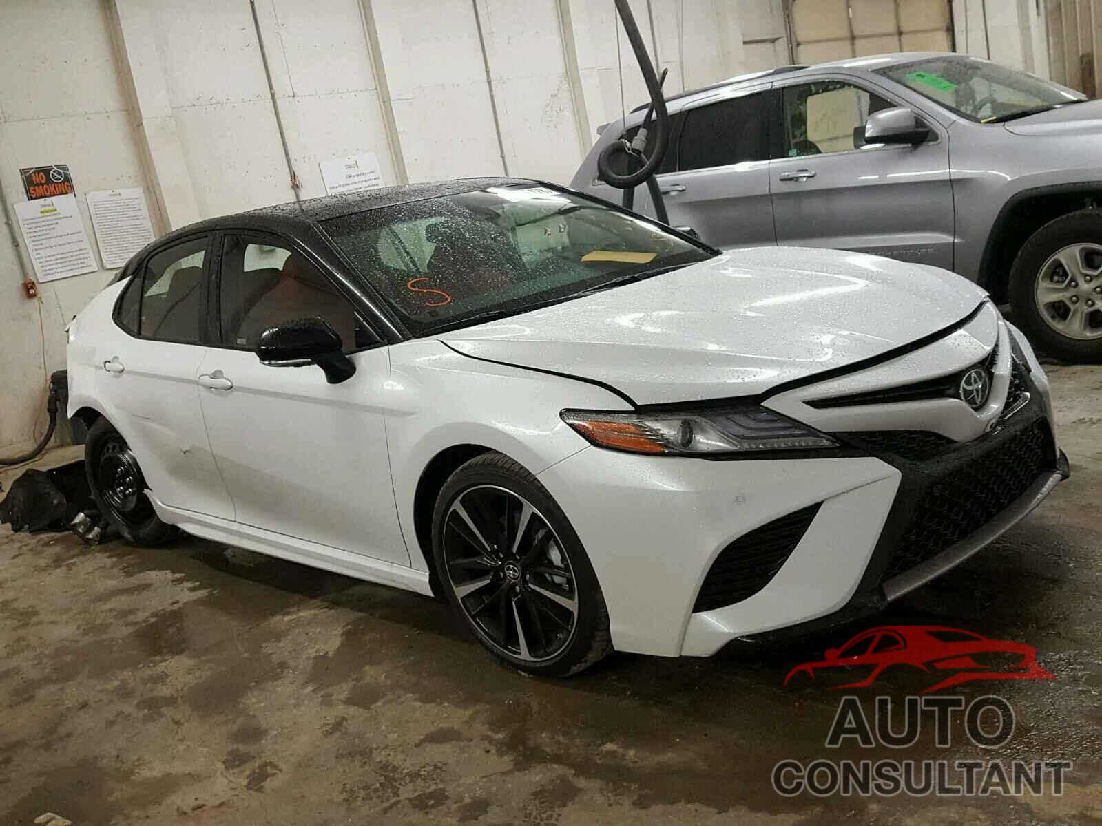 TOYOTA CAMRY 2018 - 4T1BZ1HK8JU010131