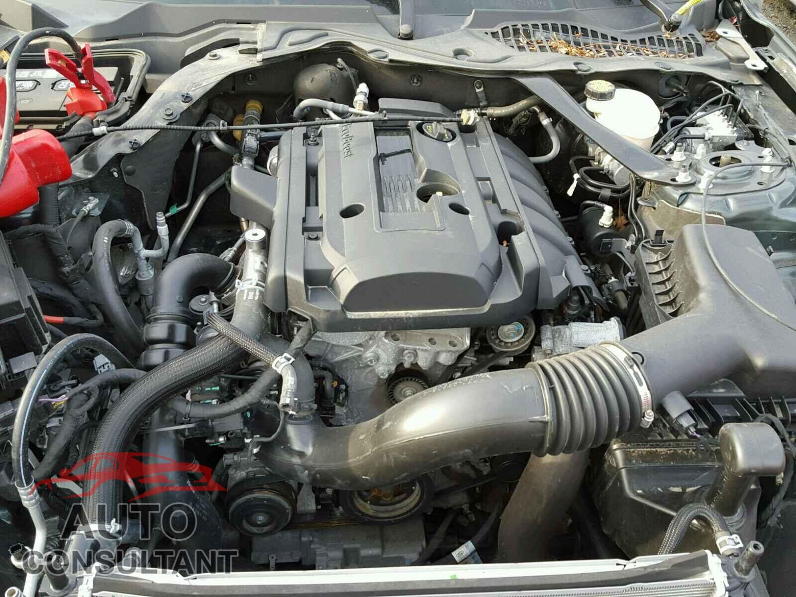 FORD MUSTANG 2015 - 1FA6P8TH2F5384757