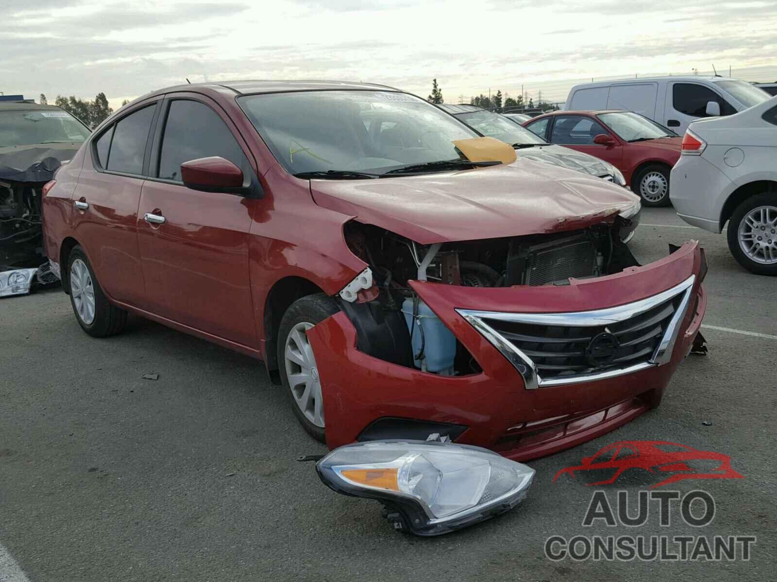 NISSAN VERSA 2015 - 3N1CN7AP9FL881024