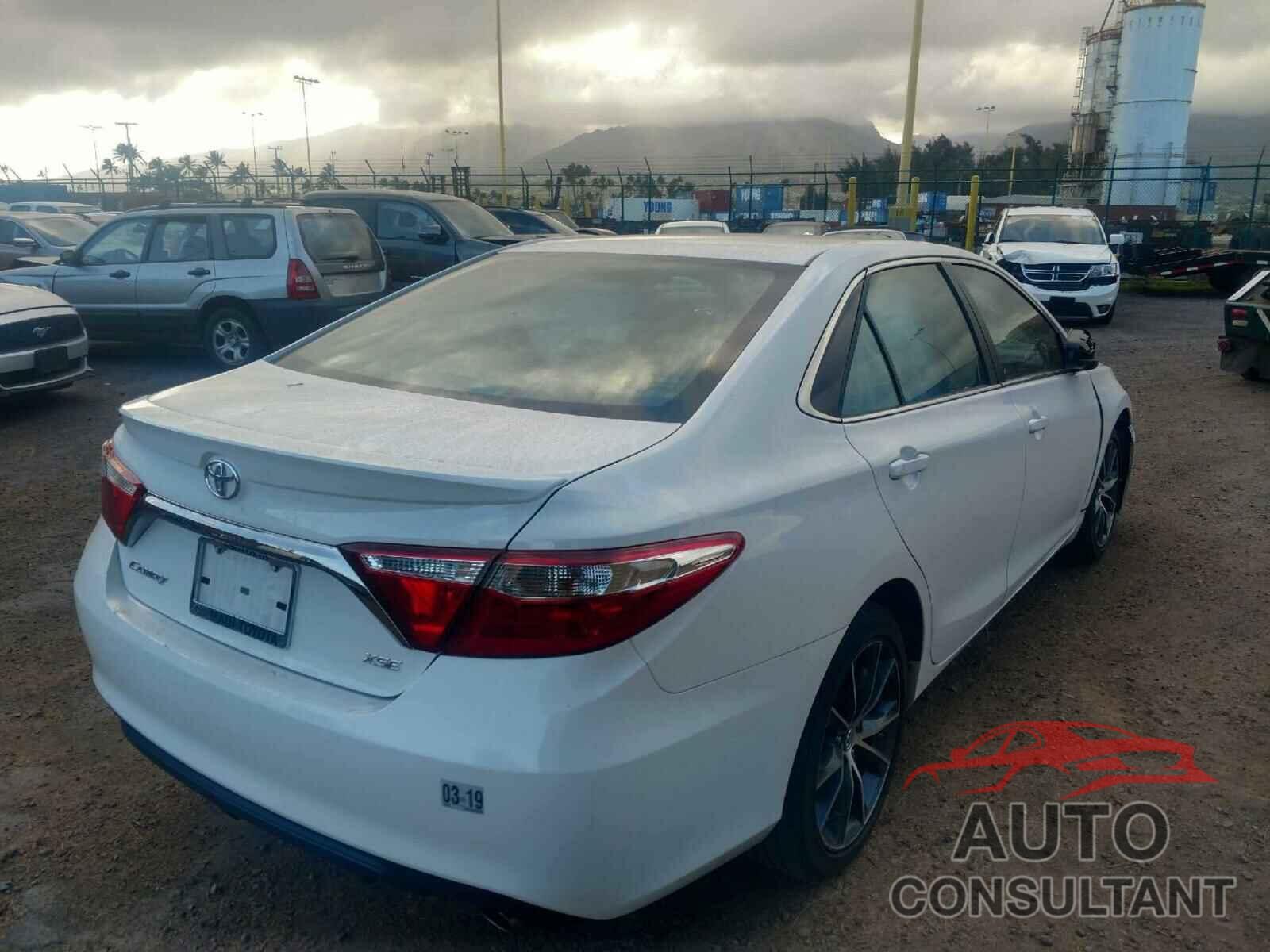 TOYOTA CAMRY 2017 - 4T1BF1FK3HU363527