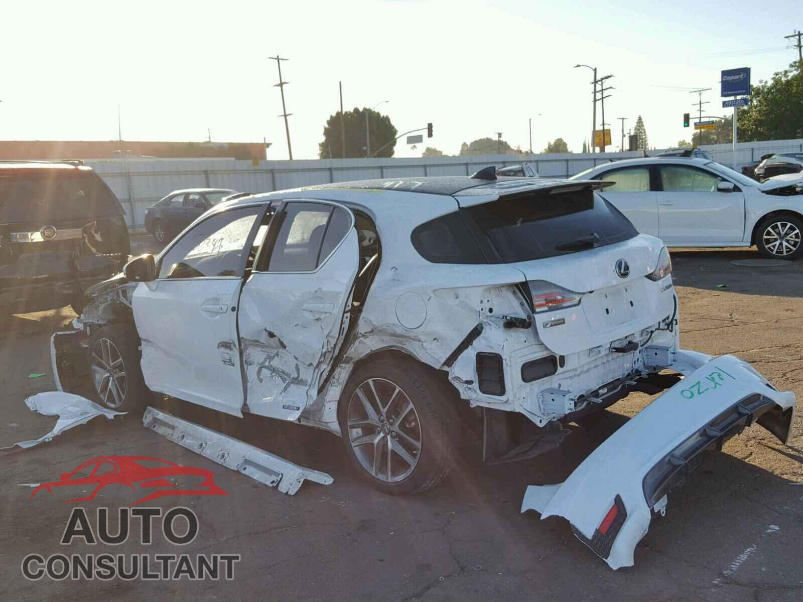 LEXUS CT 200 2016 - JTHKD5BH6G2254712