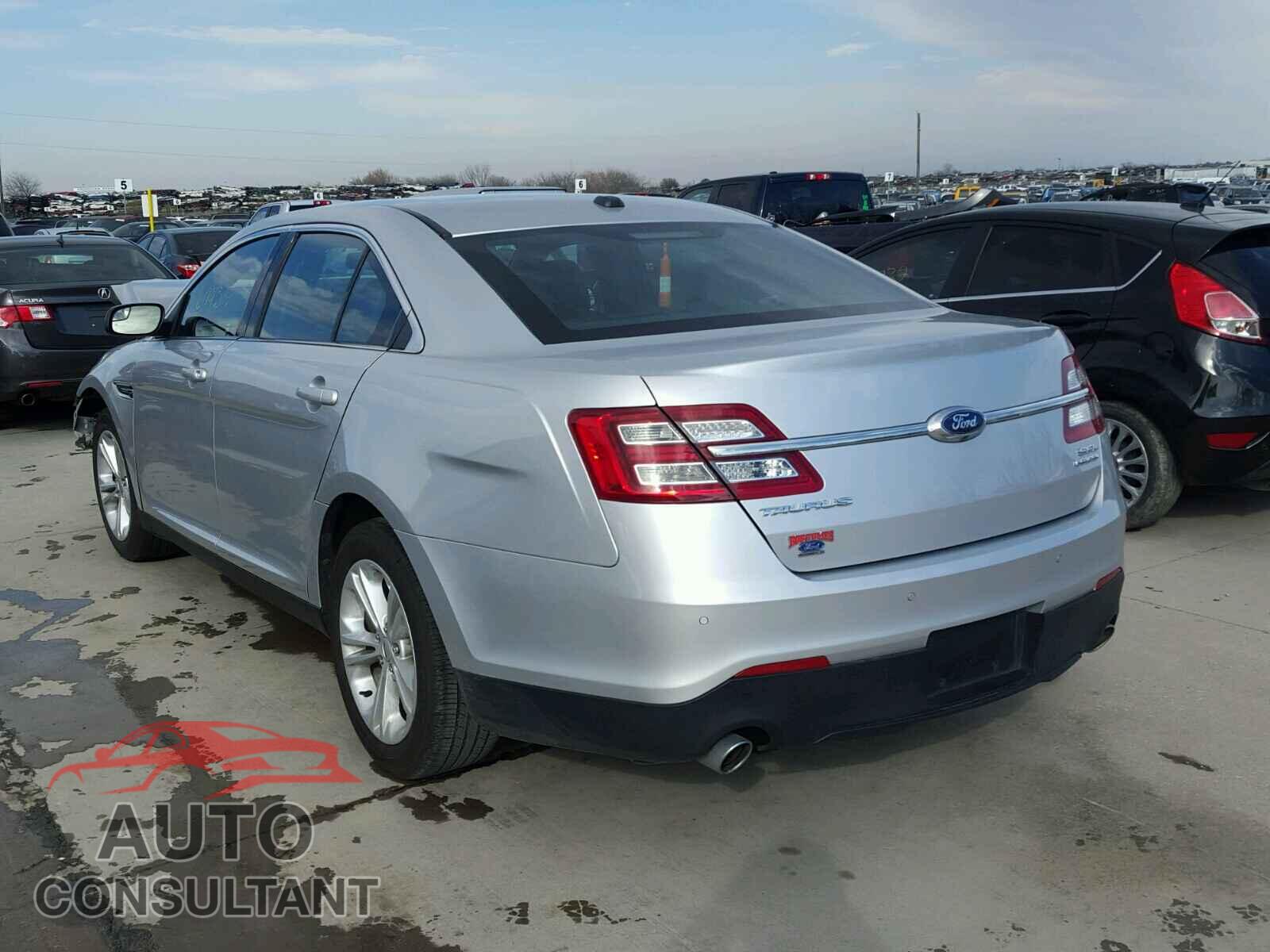 FORD TAURUS 2015 - 1FAHP2E8XFG125649