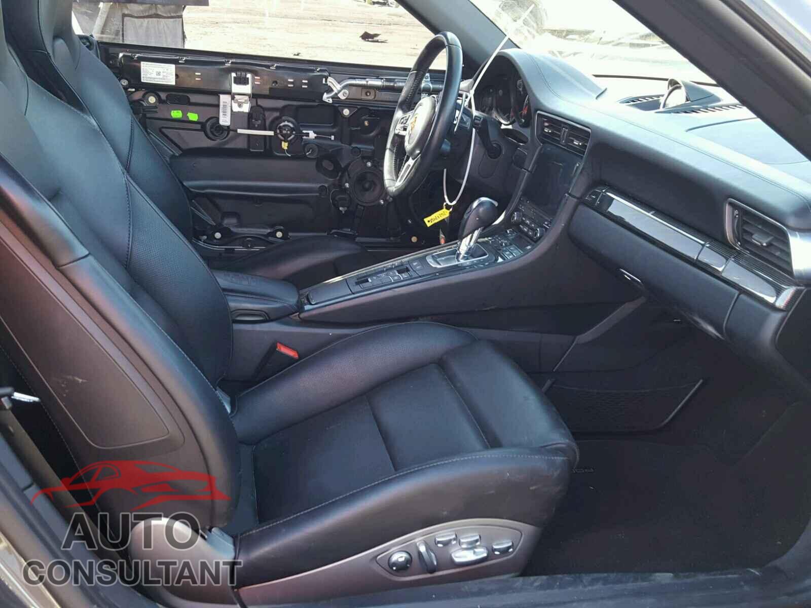 PORSCHE 911 2017 - WP0CD2A98HS178152
