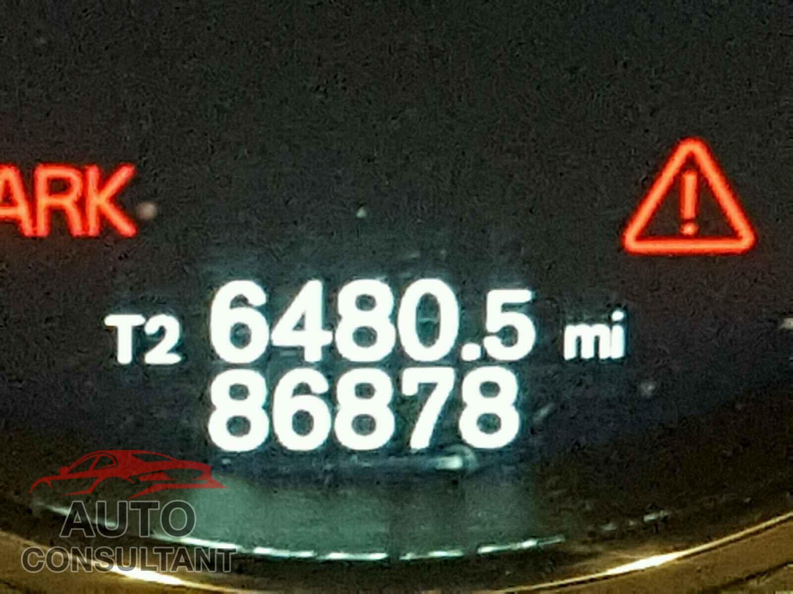 VOLVO S60 2015 - YV140MFB8F2315315
