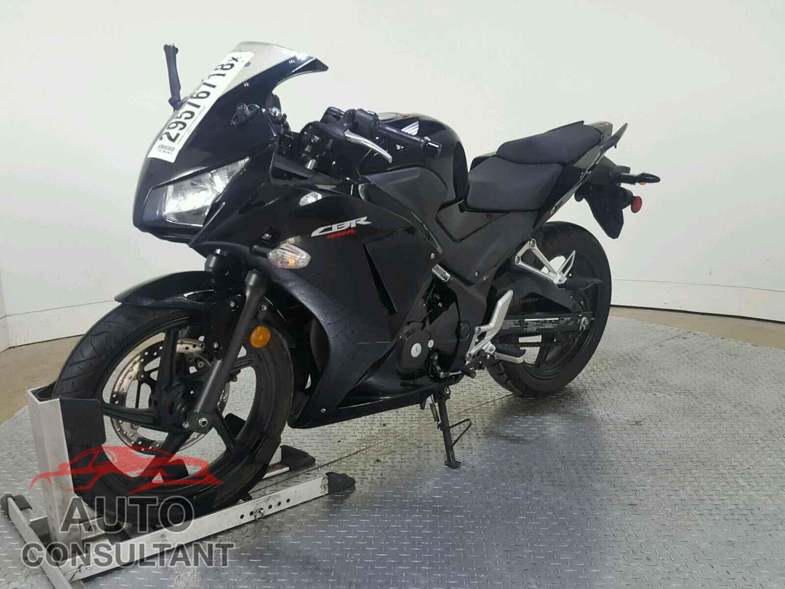HONDA CBR CYCLE 2015 - MLHNC5100F5100827