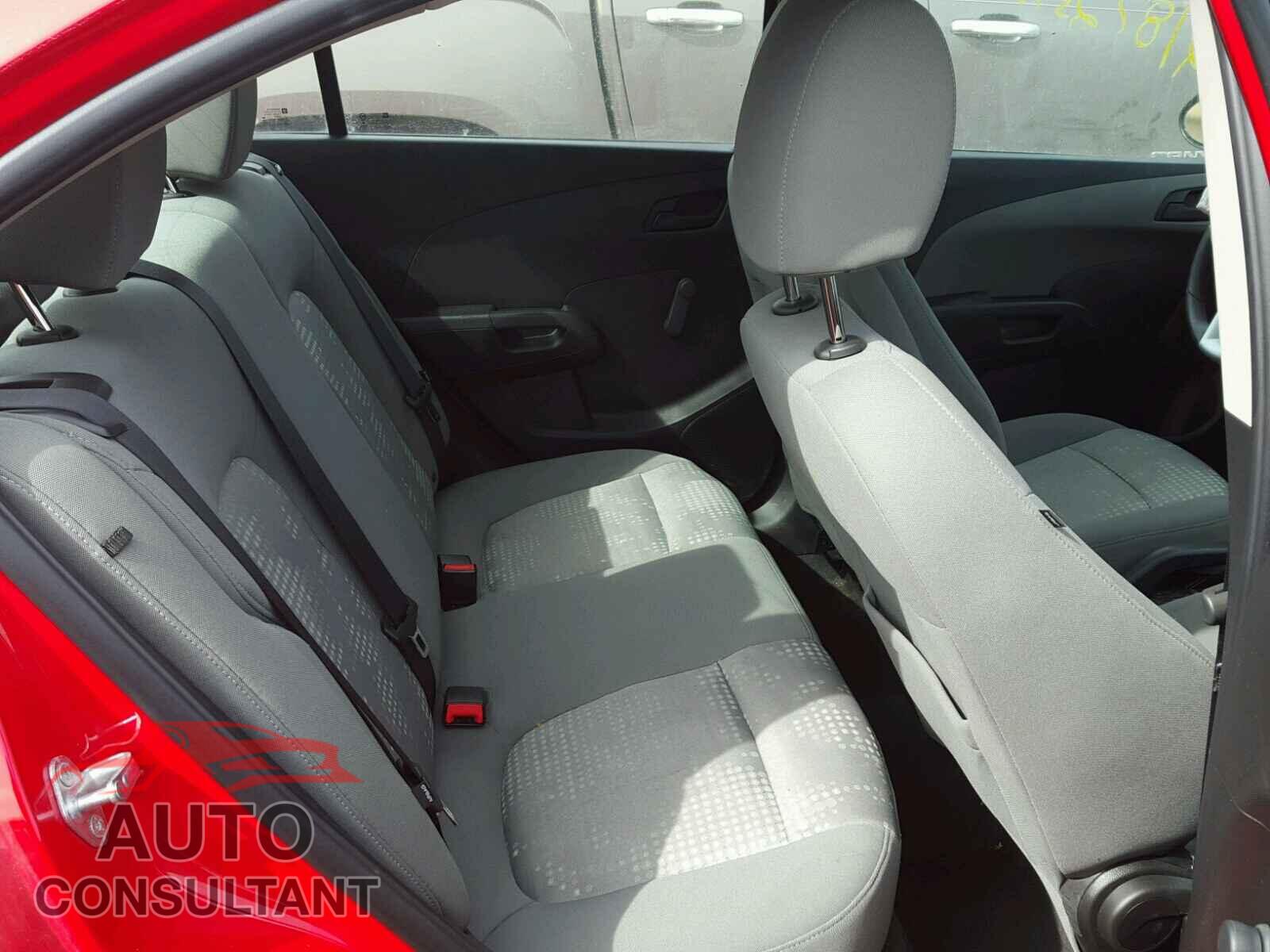 CHEVROLET SONIC 2017 - 1G1JB5SH2H4119485