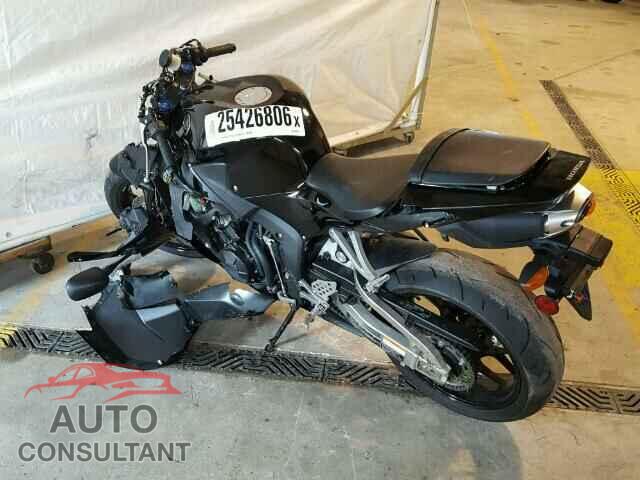HONDA CBR CYCLE 2015 - JH2PC4006FK800108