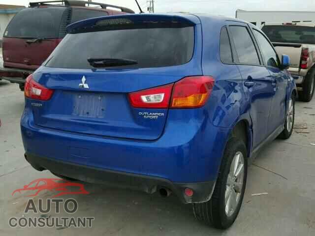 MITSUBISHI OUTLANDER 2015 - 4A4AP3AUXFE032123