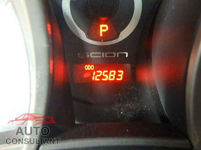 TOYOTA SCION 2015 - JTKJF5C70F3093756