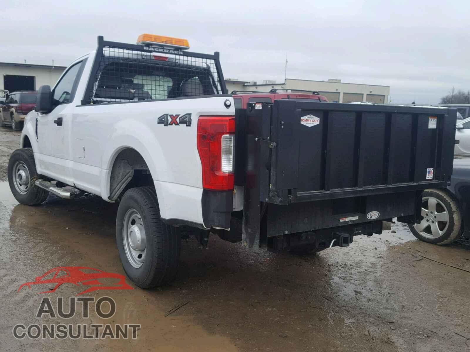 FORD F250 2017 - 1FTBF2B68HEE50062