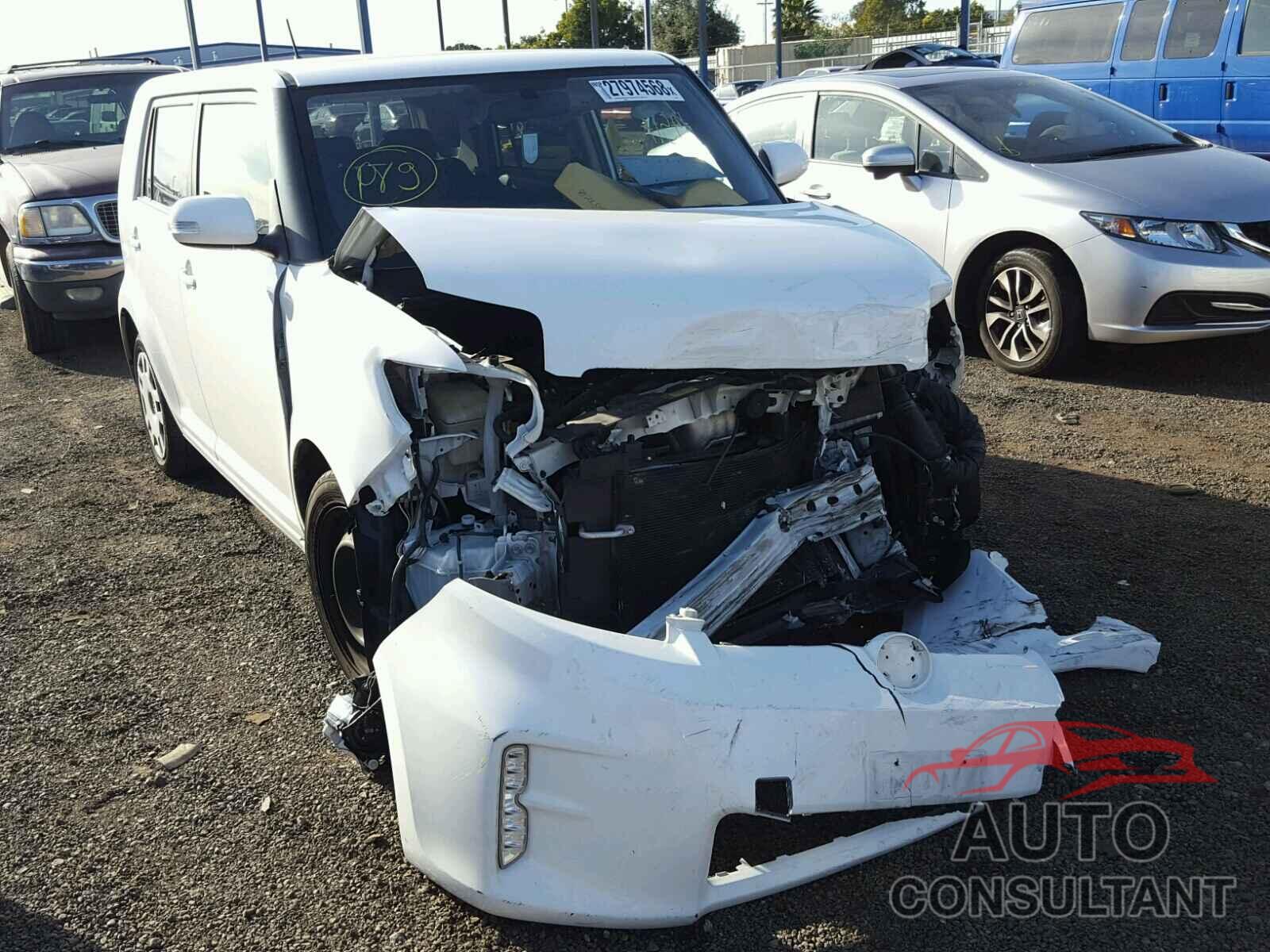 TOYOTA SCION 2015 - JTLZE4FE0FJ071595