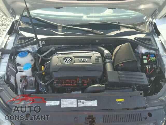 VOLKSWAGEN PASSAT 2015 - 1VWAT7A31FC045899