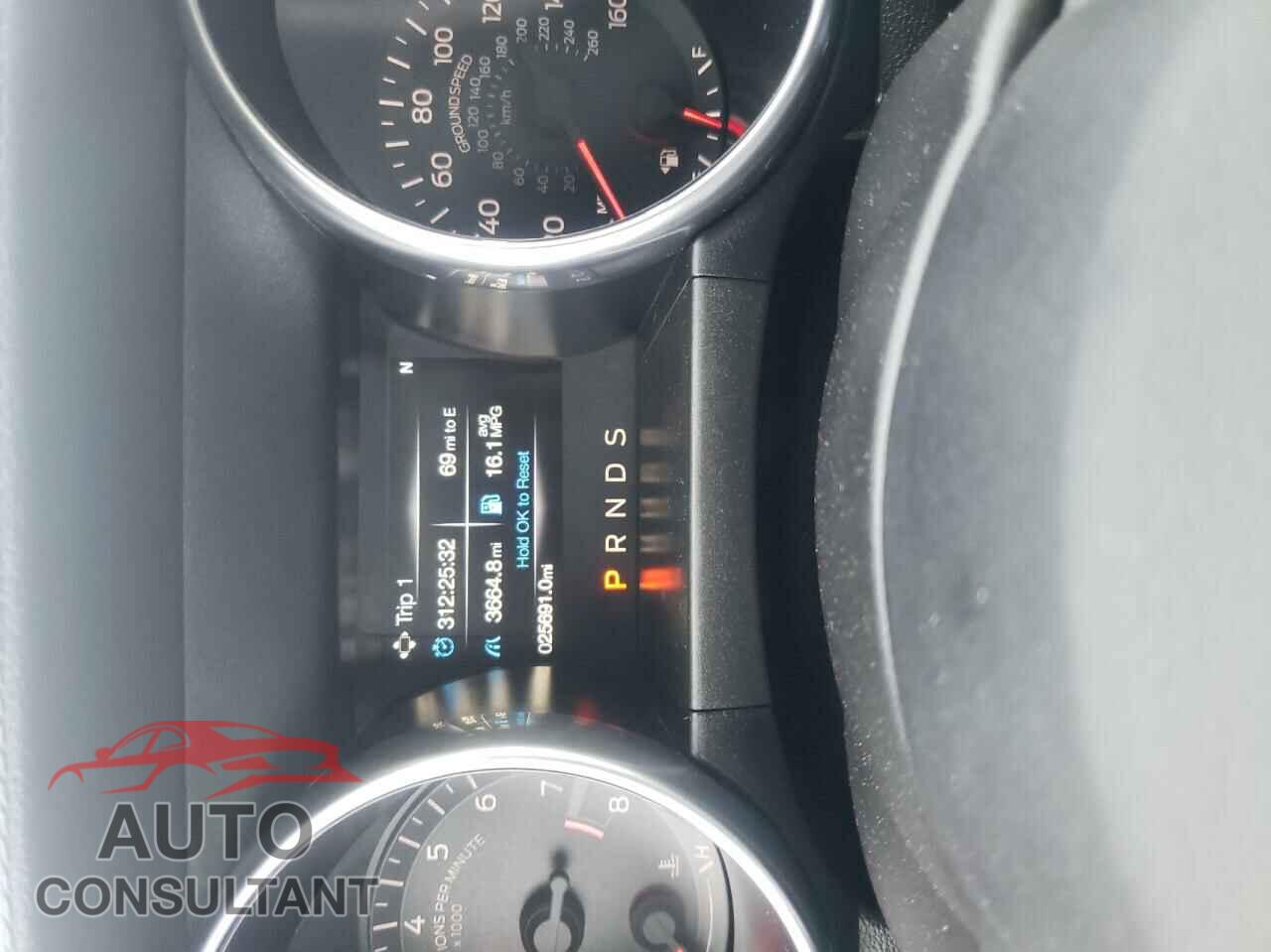 FORD MUSTANG 2018 - 1FA6P8CF8J5123544
