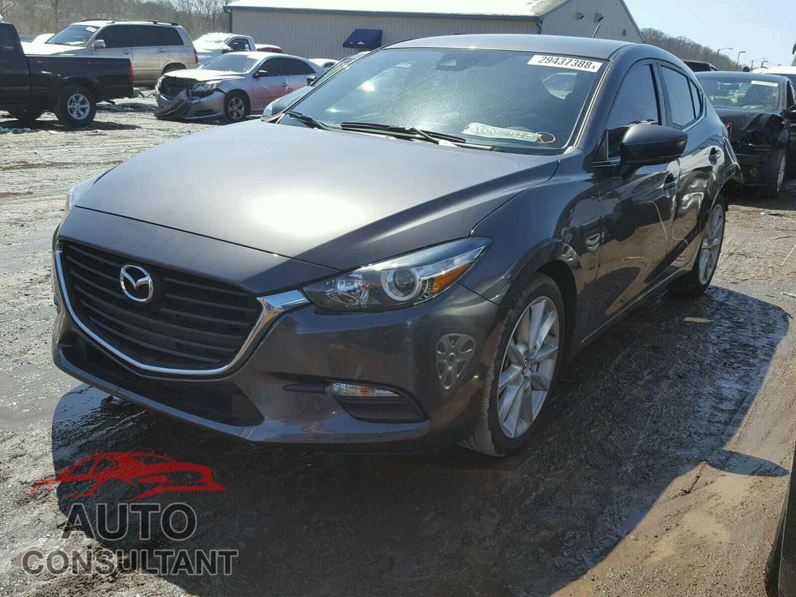 MAZDA 3 2017 - 3MZBN1L72HM106867