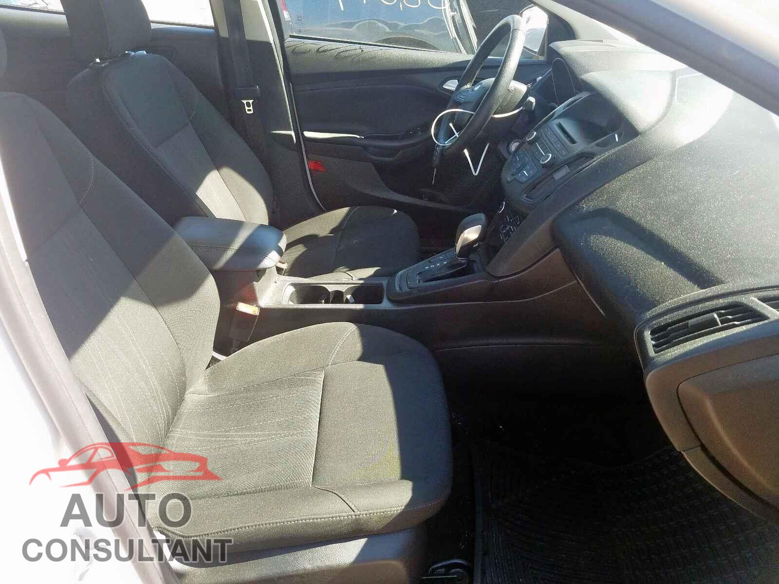 FORD FOCUS 2017 - 1FADP3FE3HL346447