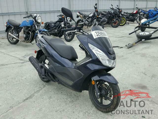 HONDA SCOOTER 2017 - RLHKF1809HY200972
